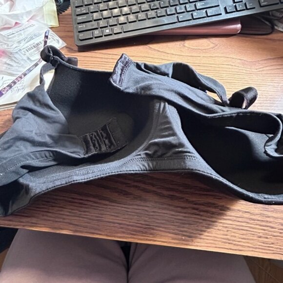 Torrid Curve Body T-Shirt Lightly Lined Smooth Straight Back Bra 42C - Picture 3 of 3